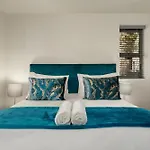 Mayfair 134